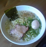 「支那蕎麦（塩）+チャーシュー選択（炭焼き）+味玉」@喜乃壺の写真