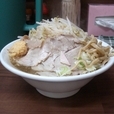 ラーメン（普通:極太麺指定） 650円+野菜 100円