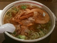 「背油拉麺塩」@函館麺厨房あじさい 札幌エスタ店の写真