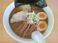 「らーめん+特製トッピング」@麺屋 加藤の写真