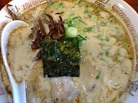 「豚骨醤油」@二代目 哲麺 八王子店の写真