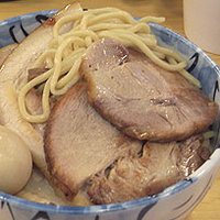 「つけめん大盛（400g）+ちゃーしゅー」@自家製麺 然の写真