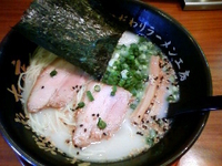 「とんこつ塩ラーメン」@生粋家 本店の写真