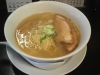「しおらーめん」@ラーメン専門店 なるとやの写真