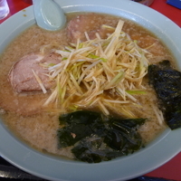 「ネギチャーシューメン（中） （麺硬め アブラ多め）900円」@ニューラーメンショップ宝田の写真