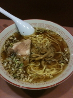 「ラーメン ¥700」@名物屋の写真