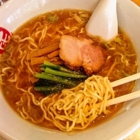 「中華そば（小）麺カタメ650円」@中華そば まるきの写真