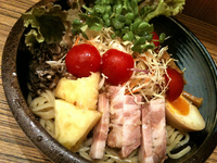 「【夏季ランチタイム限定】冷やしサラダ麺（700円）」@オリきんの写真