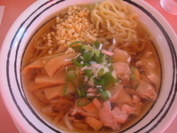 「冷やし鳥中華そば（700円）」@中華そば専門 びくやの写真