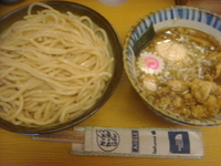 「一番搾り（中）+味玉+鶏皮」@つけめん 三三㐂の写真