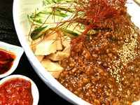 「ジャージャー麺（850円）」@丸直の写真