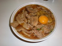 「中華そば肉入り+生卵」@いのたに 鳴門店の写真