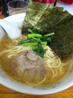 「ラーメン 麺カタメ【500円】」@横浜ラーメン厨房 うえむらやの写真