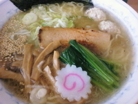 「「比内地鶏丸鶏使用」黄金ラーメン900円」@MENYA 食い味の道有楽の写真