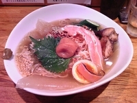 「梅と地鶏の冷やしラーメン」@麺や 庄のの写真