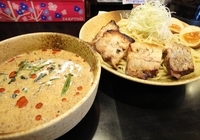 「坦々冷つけ麺+切落し焼豚 【850円+100円】」@麺や三笑 はじめの写真