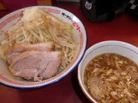 「つけ麺（800円）野菜・ニンニク」@ラーメン☆ビリーの写真