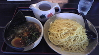 「赤丸つけ麺（750円）+大盛り（100円）」@麺や紅丸 本店の写真