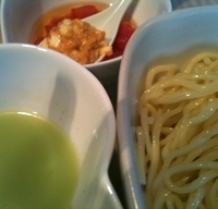 「雲丹と枝豆仕立ての冷製つけめんオリーブオイルとモッツァレラチーズ」@菜の写真