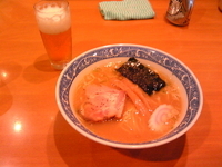 「中華そば+缶ビール」@中華そば 青葉 水戸店の写真