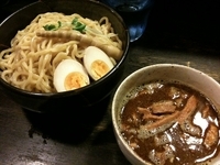 「特製カレーつけめん + 大盛り1100円」@燈の車の写真