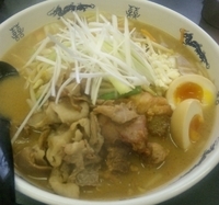 「味噌爆来（野菜、にんにくマシマシ）730円+大盛り100円+特製」@頂上タン麺 爆来の写真