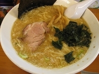 「背脂味噌ラーメン700円」@ラーメンショップ 矢吹店の写真