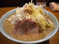 「小ラーメン（麺硬め、ヤサイ・ニンニク・カラメ）」@ラーメン二郎 亀戸店の写真