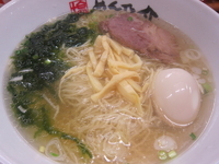 「塩らー麺(650円)+味玉(100円)」@塩や めん乃介の写真