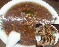 「スタミナラーメン+餃子×2枚」@餃子舗 漫々亭 2丁目店の写真