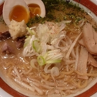 「玉子入り味噌らーめん」@つじ田 味噌の章の写真
