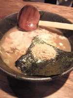 「にぼしらーめん 600円」@北海道らぁめん 伝丸 我孫子店の写真