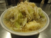 「らーめんニンニク・アブラ（600円）」@らーめん大 蕨店の写真