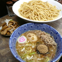 「つけめん 850円 + 特盛り 200円 + 豚ほぐし 150円」@六厘舎 本店の写真