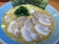 「チャーシューメン中盛り「メンカタメ」￥950」@壱七家 厚木店の写真