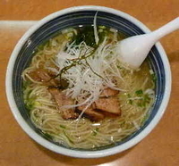「塩そば（700円）」@麺屋 翔 西新宿本店の写真