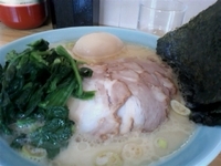 「醤油チャーシューラーメン（麺硬め、味濃いめ、脂多め）800円+味」@横浜家系ラーメン大岩家の写真