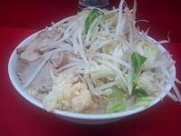 「ラーメン+やさい+ニンニク+薄め」@ラーメン二郎 西台駅前店の写真