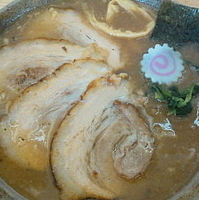 「チャーシューメン930円 ライス（平日ランチタイム無料）」@ニ升屋の写真