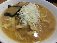 「大盛り中華そば（太麺）￥800」@くりの木 加須店の写真