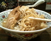 「でん次郎らーめん（ニンニク）700円」@麺座でん あねっくすの写真