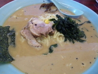 「味噌ラーメン￥600 中盛り￥100」@ラーメンショップ 三毳本店の写真