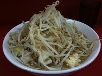 「ラーメン 豚入り 750円 ヤサイ・ニンニク・カラメ」@ラーメン二郎 ひばりヶ丘駅前店の写真