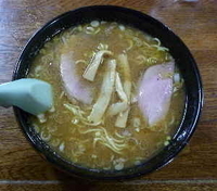 「醤油ラーメン（600円）」@特一番 本町店の写真