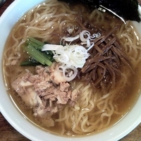 「自然洞ラーメン （白） 500円」@自然洞 麺舗の写真