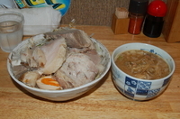 「新天地つけ麺大+豚*3+野菜」@ラーメン新天地の写真