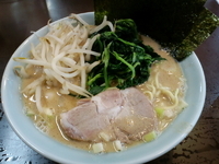 「味噌（麺かため、レンソウ増し） 780円」@壱六家 大森店の写真