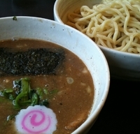 「つけ麺730円 中盛100円」@ニ升屋の写真