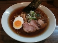 「ネオ正油ラーメン」@コクミンショクドウの写真