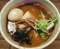 「味玉ラーメン 800円」@麺酒場 まがり 南行徳店の写真